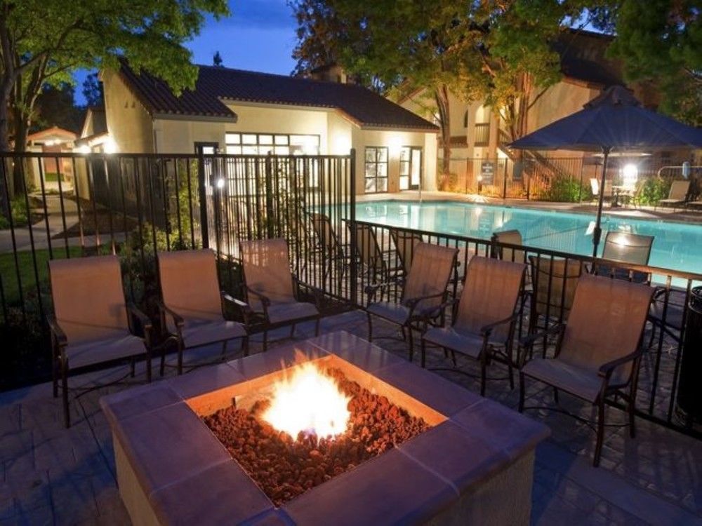 Global Luxury Suites At Downtown Mountain View Exterior foto